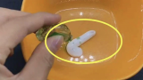 Nhỏ tinh dầu vào kem đánh răng: Tác dụng cực mạnh, tiết kiệm 1 triệu/tháng